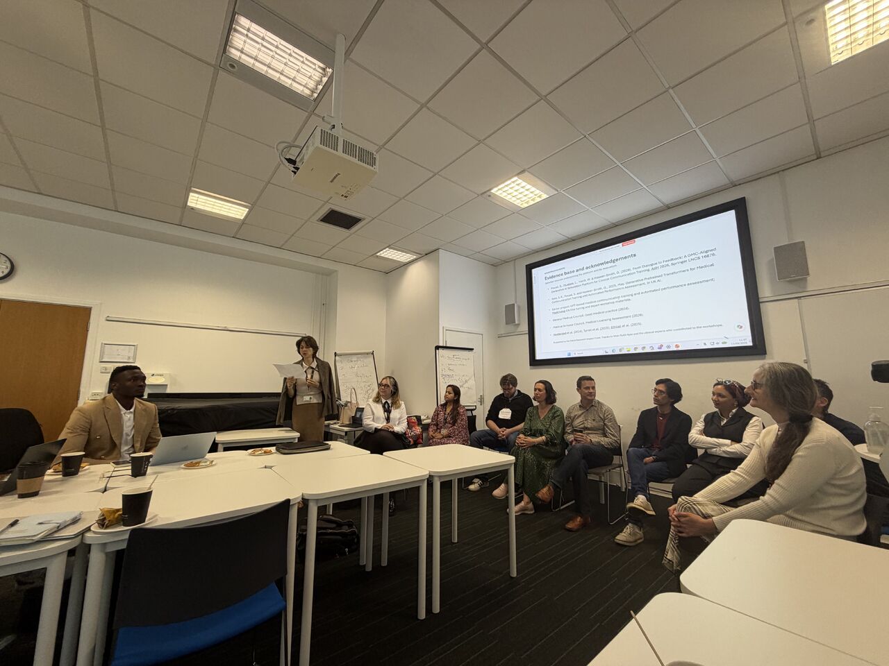 Giorgio Morales in the first discussion panel